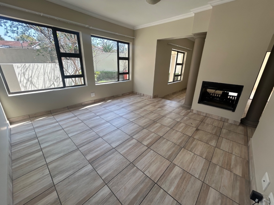 To Let 3 Bedroom Property for Rent in Kyalami Hills Gauteng