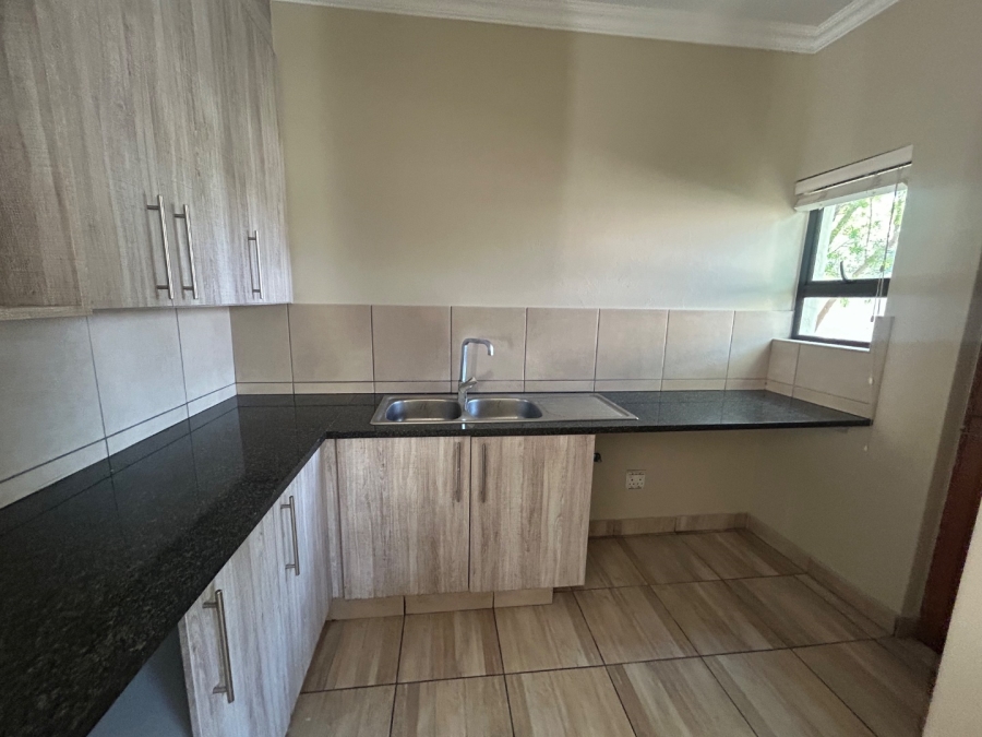 To Let 3 Bedroom Property for Rent in Kyalami Hills Gauteng