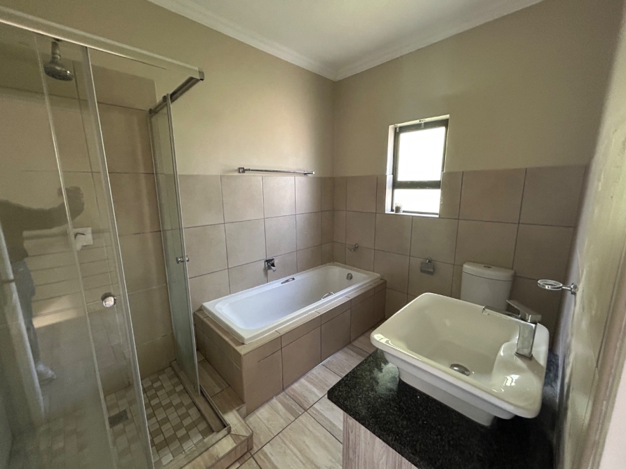 To Let 3 Bedroom Property for Rent in Kyalami Hills Gauteng