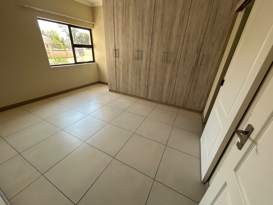 To Let 3 Bedroom Property for Rent in Kyalami Hills Gauteng