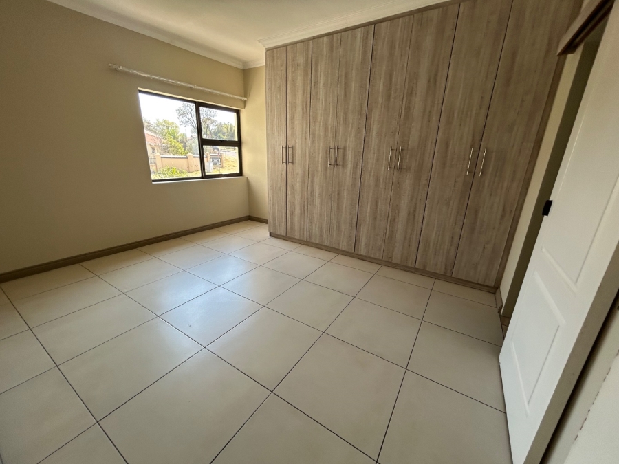 To Let 3 Bedroom Property for Rent in Kyalami Hills Gauteng