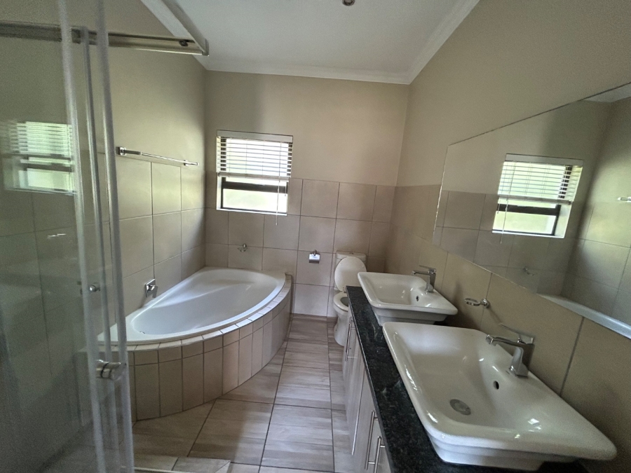 To Let 3 Bedroom Property for Rent in Kyalami Hills Gauteng