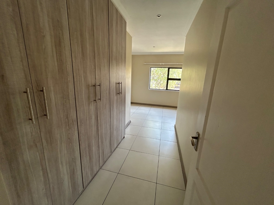 To Let 3 Bedroom Property for Rent in Kyalami Hills Gauteng