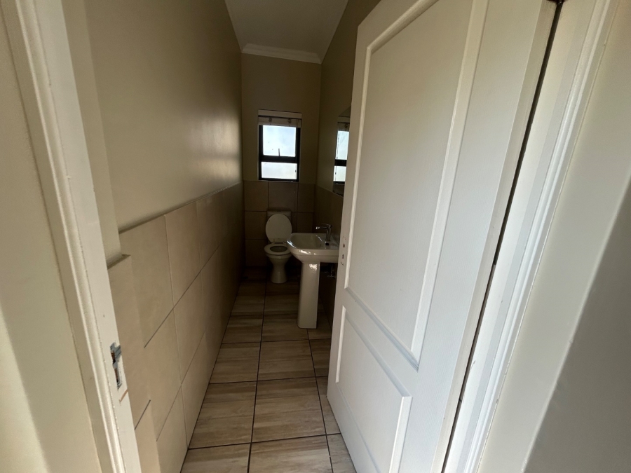 To Let 3 Bedroom Property for Rent in Kyalami Hills Gauteng