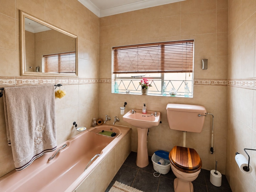 4 Bedroom Property for Sale in Elspark Gauteng