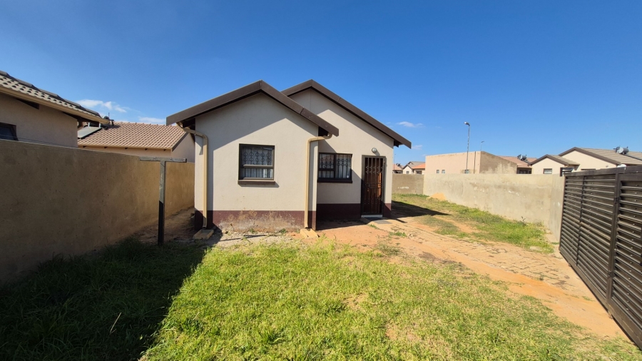 3 Bedroom Property for Sale in Windmill Park Gauteng