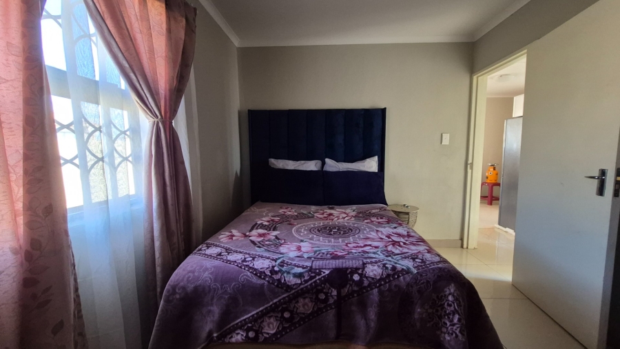 3 Bedroom Property for Sale in Windmill Park Gauteng