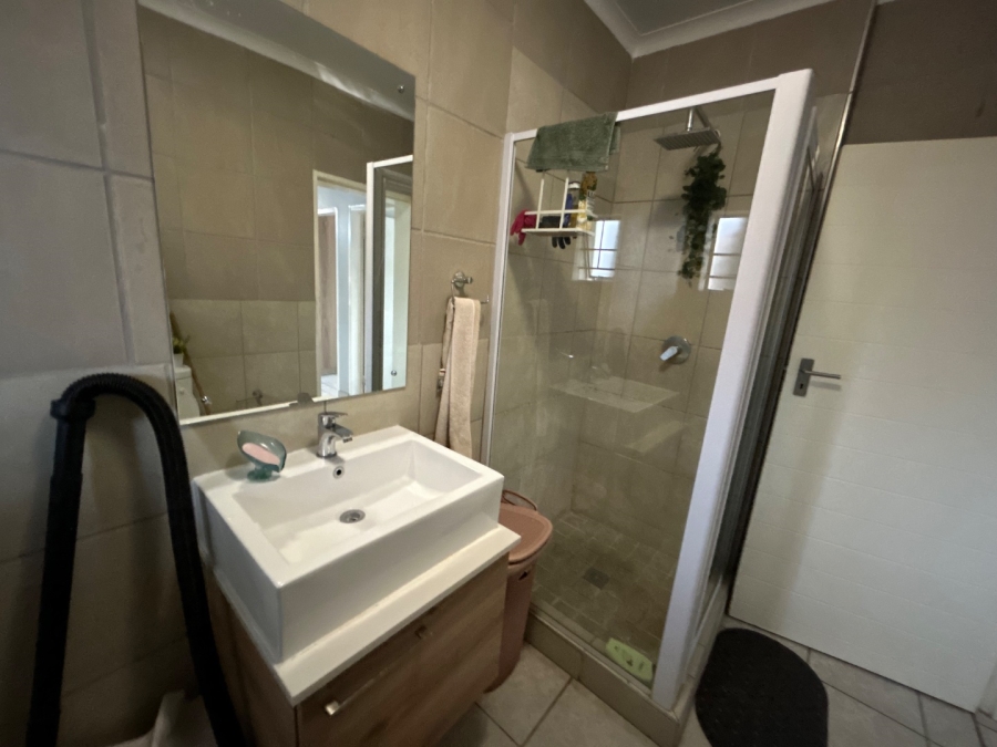 2 Bedroom Property for Sale in Sagewood Gauteng