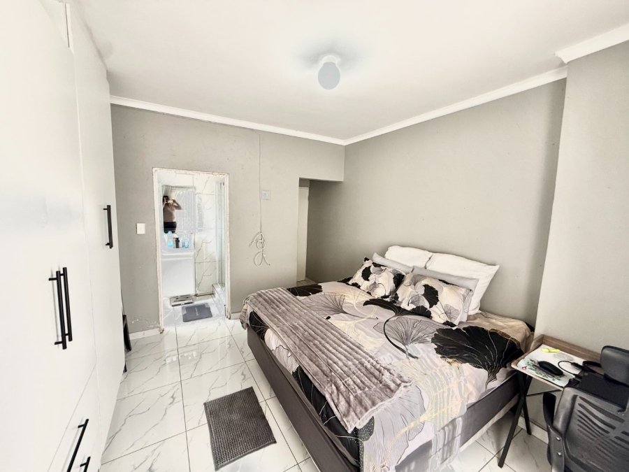 3 Bedroom Property for Sale in Fleurhof Gauteng