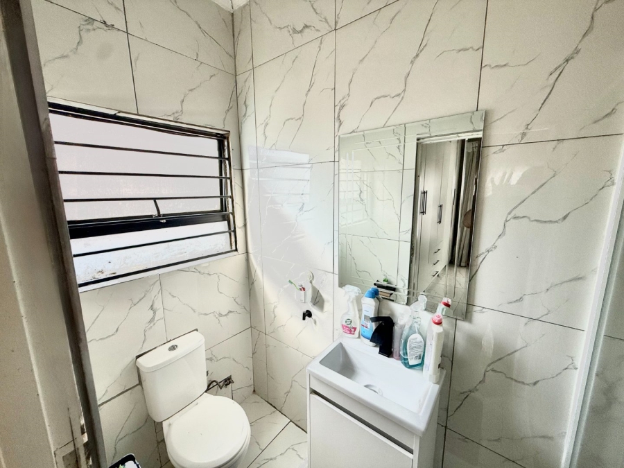 3 Bedroom Property for Sale in Fleurhof Gauteng