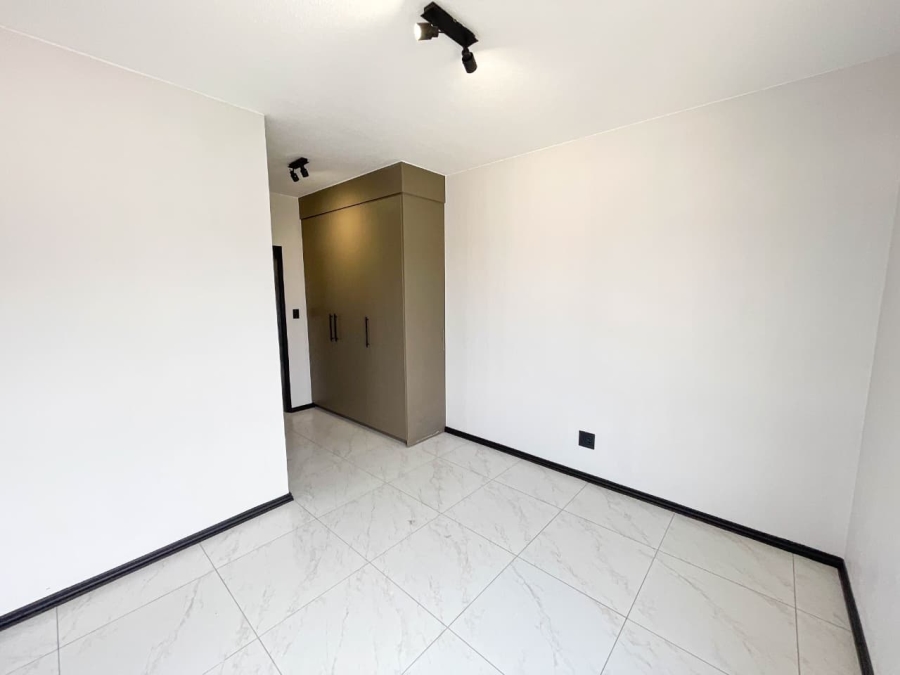 3 Bedroom Property for Sale in Broadacres Gauteng