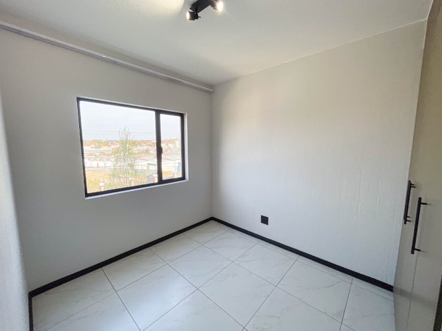 3 Bedroom Property for Sale in Broadacres Gauteng