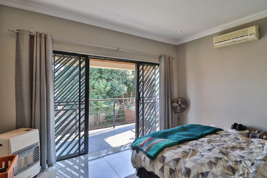 4 Bedroom Property for Sale in The Reeds Gauteng