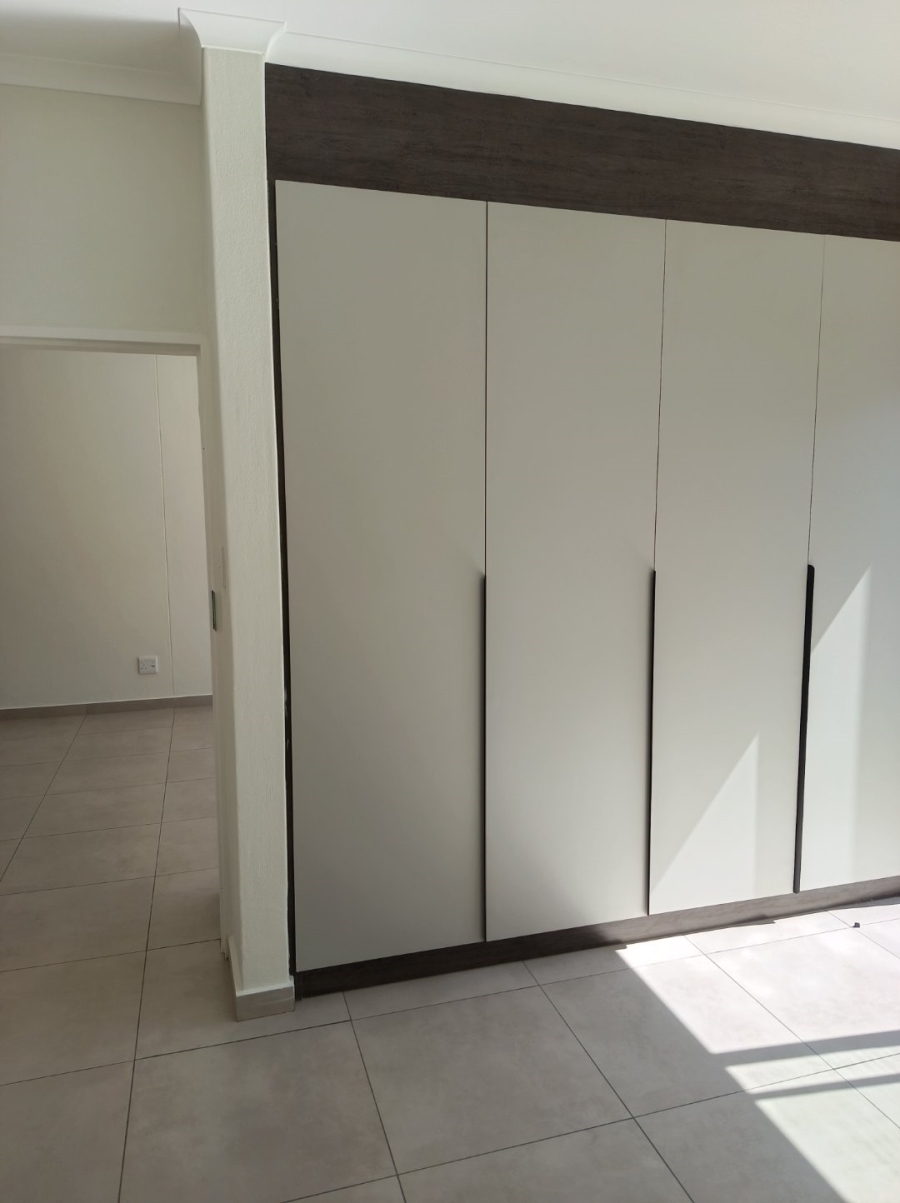 To Let 1 Bedroom Property for Rent in Greenstone Hill Gauteng