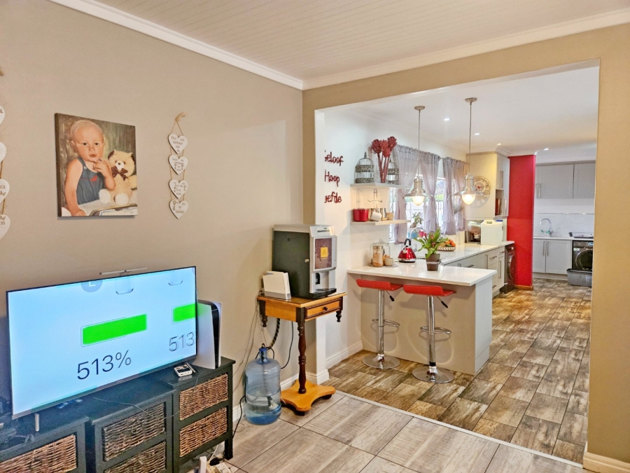 5 Bedroom Property for Sale in Terenure Gauteng