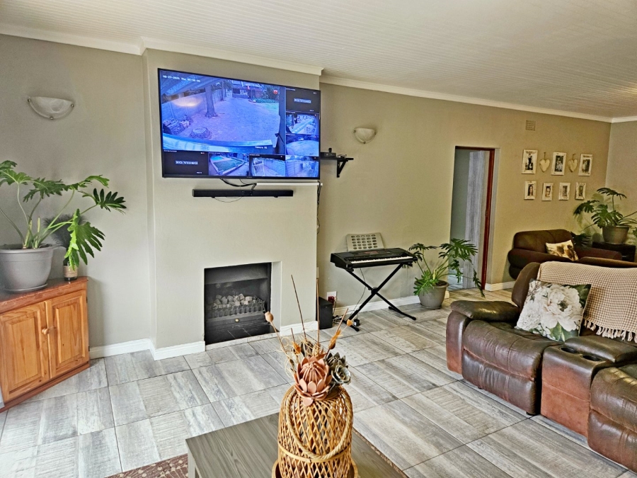 5 Bedroom Property for Sale in Terenure Gauteng