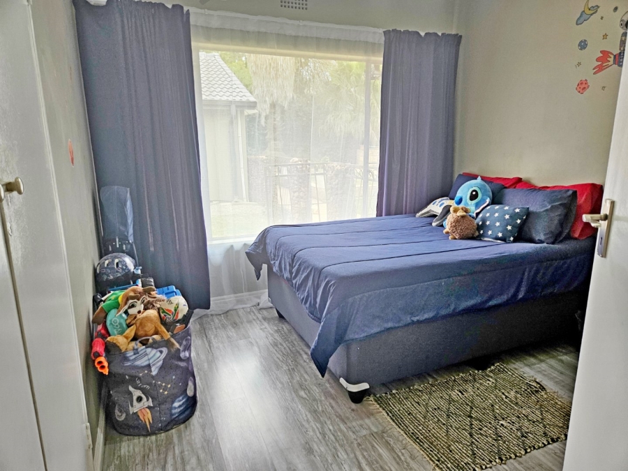 5 Bedroom Property for Sale in Terenure Gauteng
