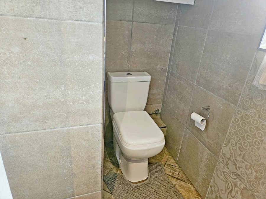 5 Bedroom Property for Sale in Terenure Gauteng