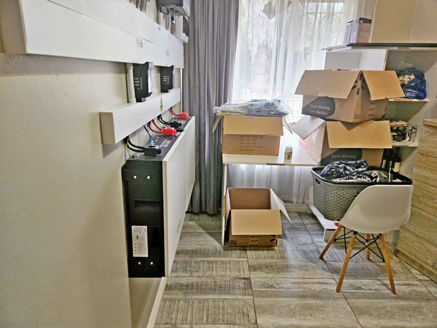 5 Bedroom Property for Sale in Terenure Gauteng