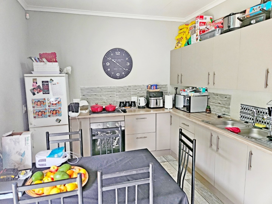 5 Bedroom Property for Sale in Terenure Gauteng