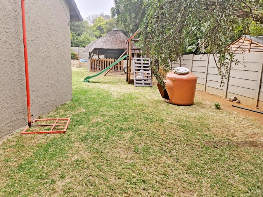 5 Bedroom Property for Sale in Terenure Gauteng
