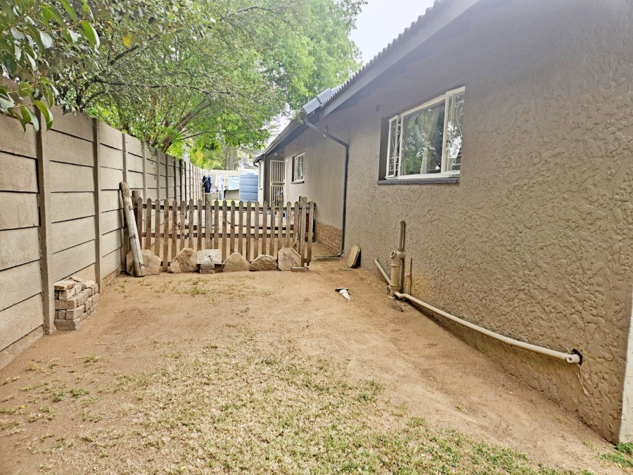 5 Bedroom Property for Sale in Terenure Gauteng