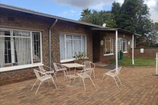 6 Bedroom Property for Sale in Hillside Gauteng