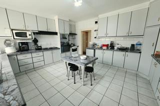 6 Bedroom Property for Sale in Hillside Gauteng