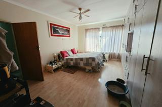 6 Bedroom Property for Sale in Hillside Gauteng