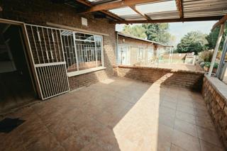 6 Bedroom Property for Sale in Hillside Gauteng