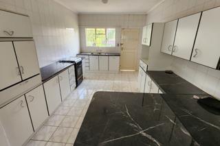 6 Bedroom Property for Sale in Hillside Gauteng