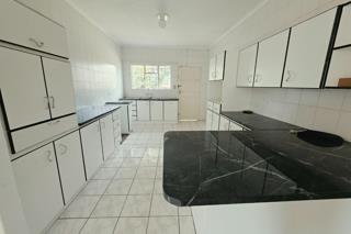 6 Bedroom Property for Sale in Hillside Gauteng