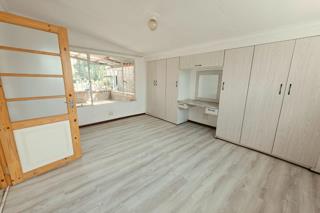 6 Bedroom Property for Sale in Hillside Gauteng