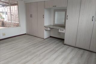 6 Bedroom Property for Sale in Hillside Gauteng