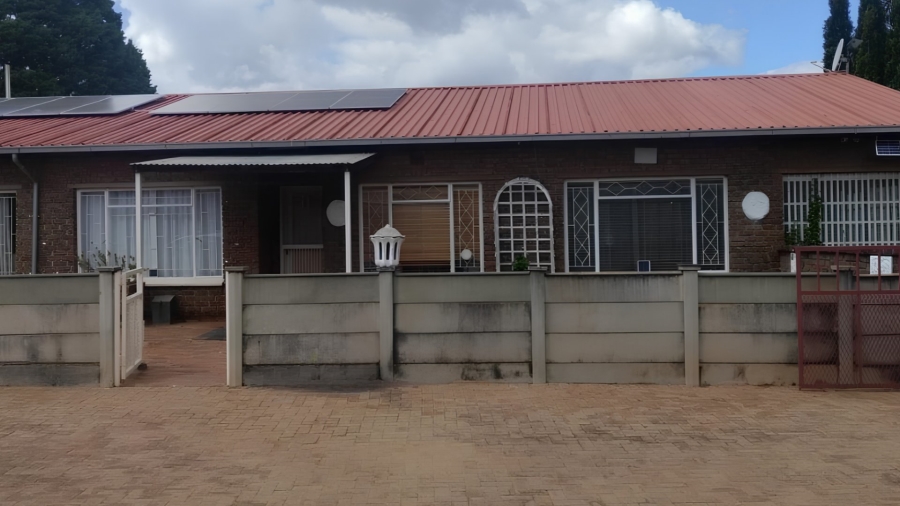 6 Bedroom Property for Sale in Hillside Gauteng