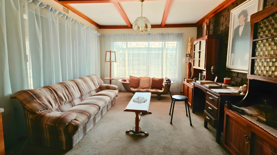 6 Bedroom Property for Sale in Hillside Gauteng