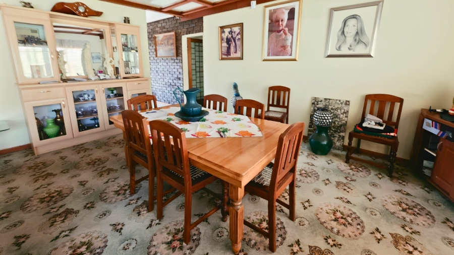 6 Bedroom Property for Sale in Hillside Gauteng