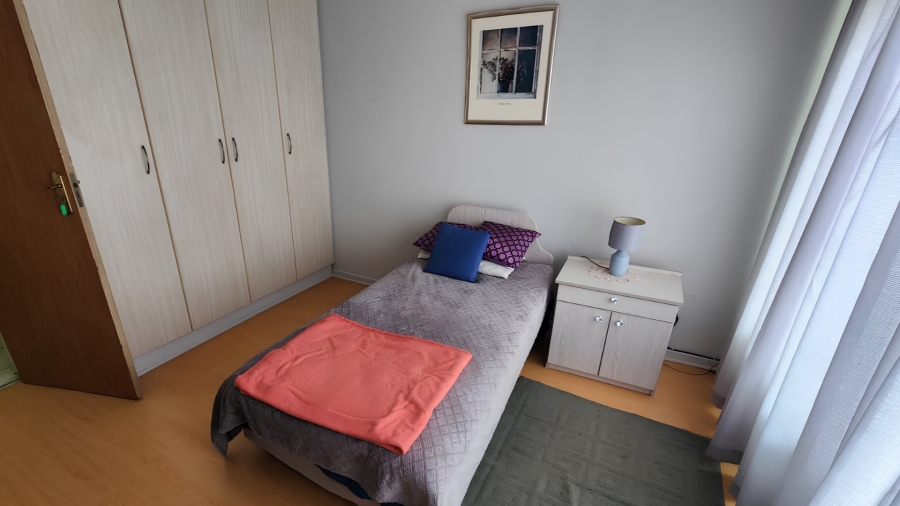 6 Bedroom Property for Sale in Hillside Gauteng