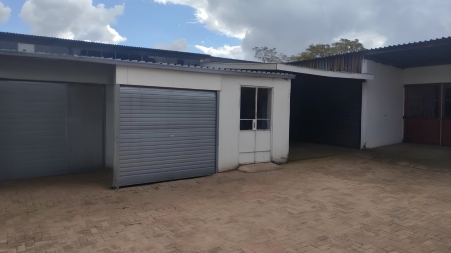 6 Bedroom Property for Sale in Hillside Gauteng
