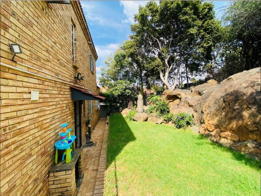 3 Bedroom Property for Sale in Albemarle Gauteng