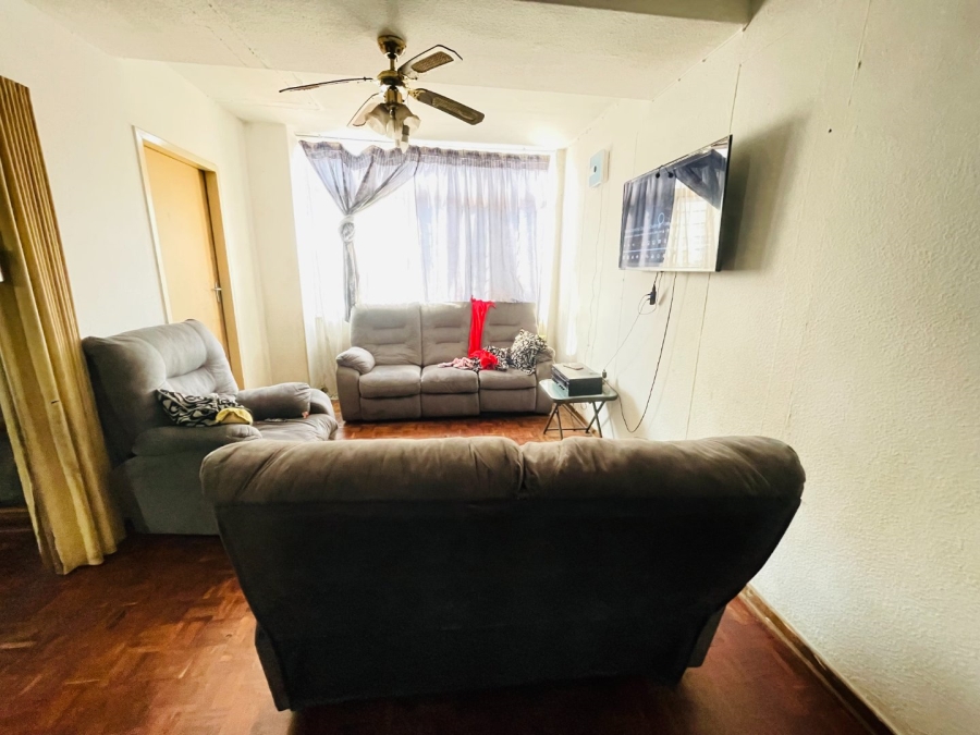 1 Bedroom Property for Sale in Pretoria Gauteng