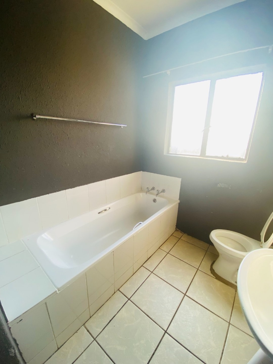 3 Bedroom Property for Sale in Atteridgeville Gauteng