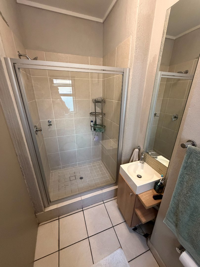 2 Bedroom Property for Sale in Broadacres Gauteng