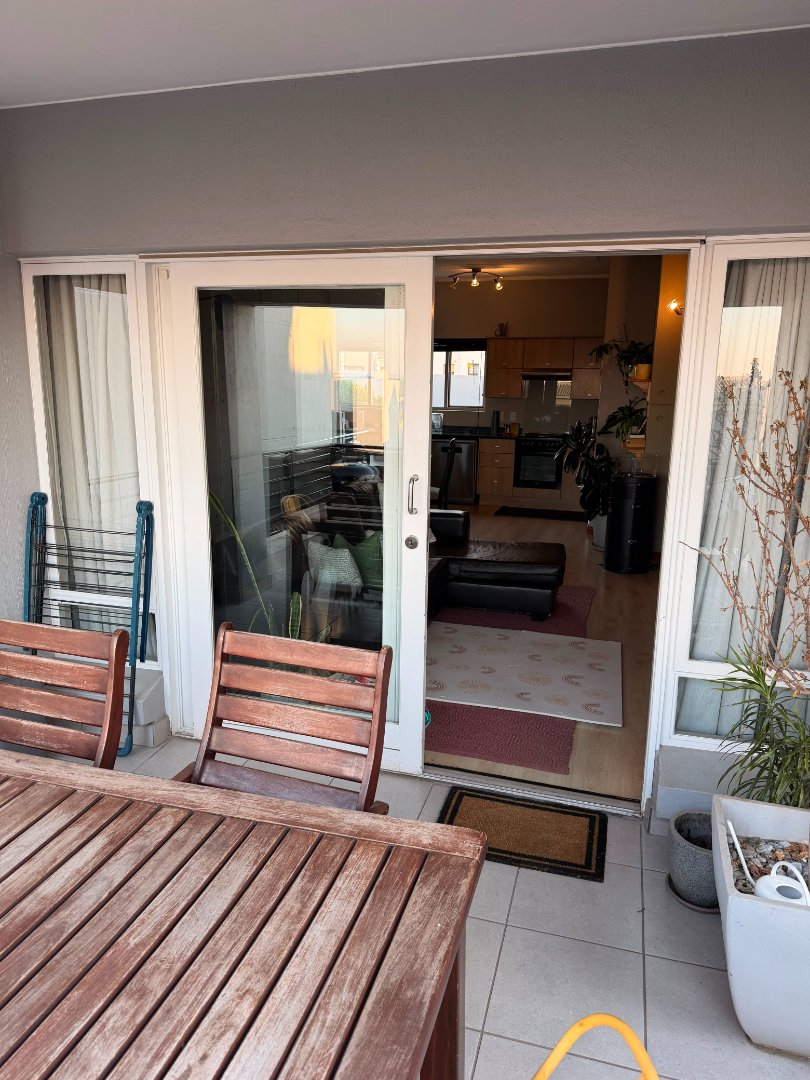 2 Bedroom Property for Sale in Broadacres Gauteng