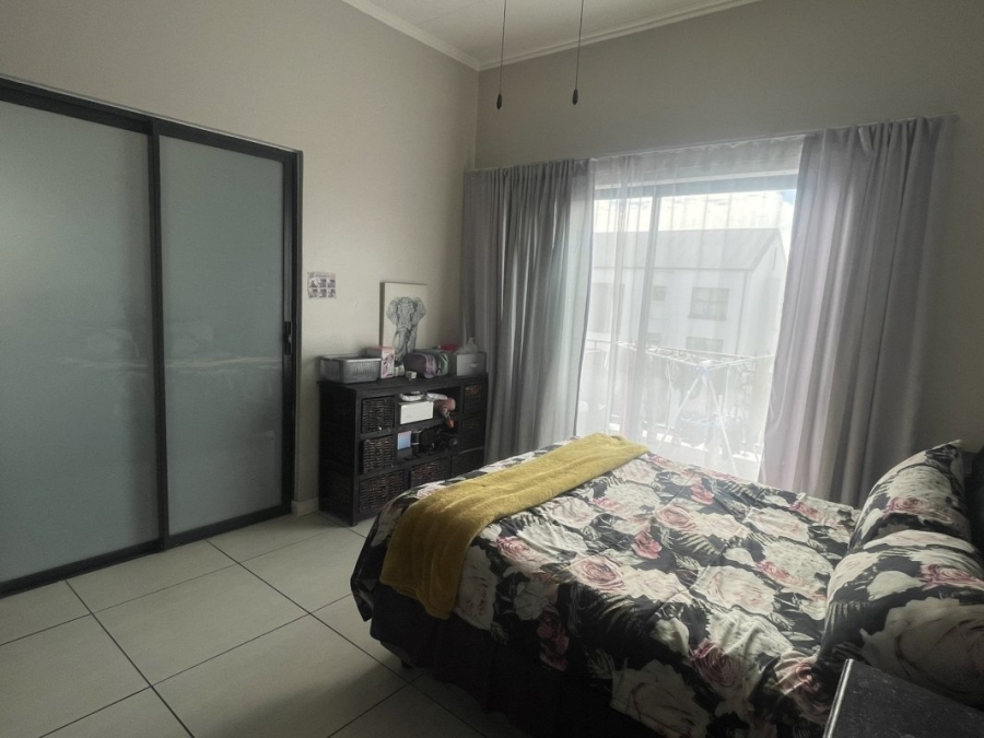 2 Bedroom Property for Sale in Greenstone Ridge Gauteng