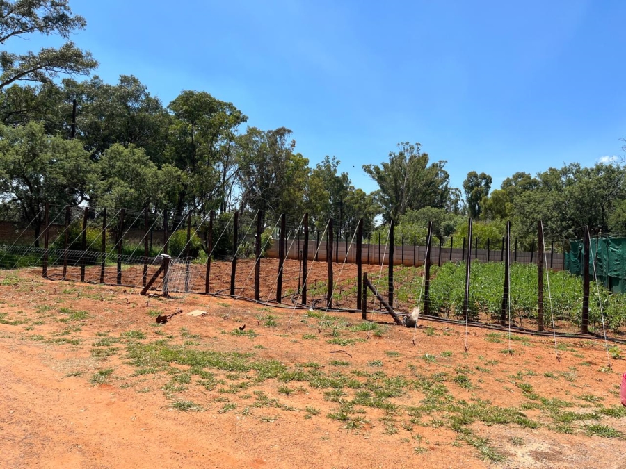 Commercial Property for Sale in Walker Fruit Farms Gauteng