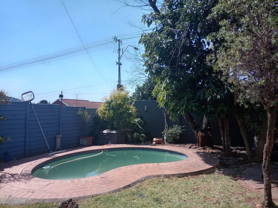 To Let 3 Bedroom Property for Rent in Albertville Gauteng