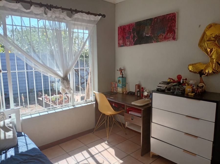 To Let 3 Bedroom Property for Rent in Albertville Gauteng