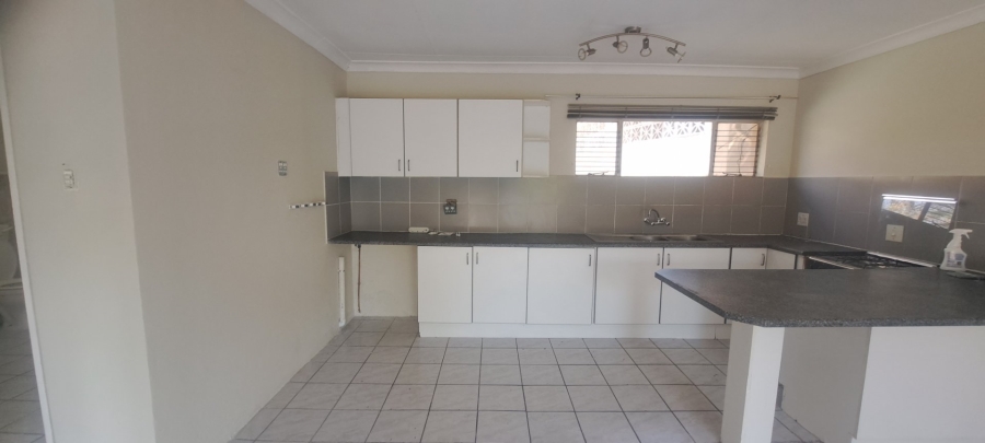 To Let 3 Bedroom Property for Rent in Solheim Gauteng