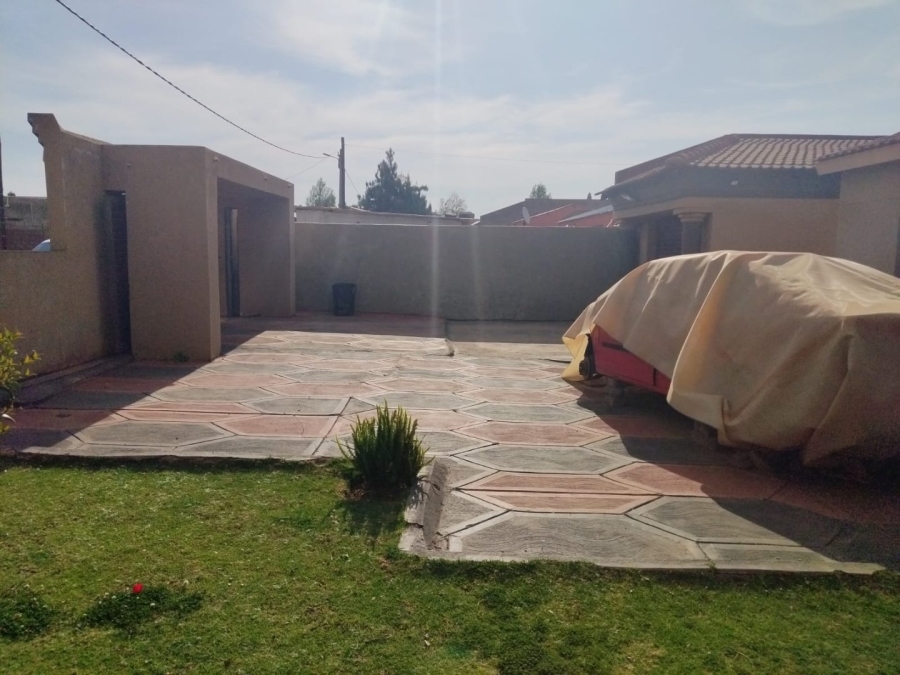 2 Bedroom Property for Sale in Palm Ridge Gauteng